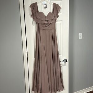 BEAUTIFUL BRIDESMAID DRESS